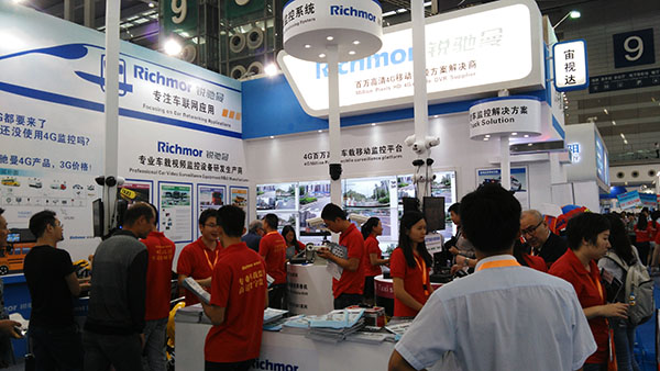 我司携新品参展2015届深圳安博会